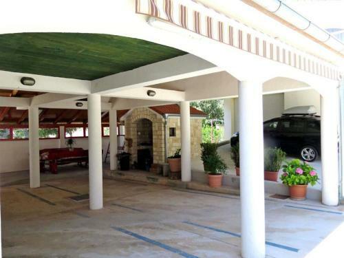 Apartments Dani - With Parking