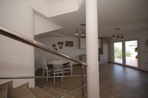Stylish And Modern Sea View Apartment Giulia