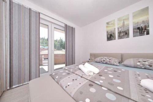 Stylish And Modern Sea View Apartment Giulia