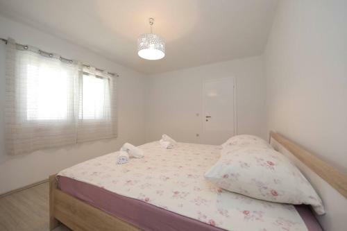 Stylish And Modern Sea View Apartment Giulia