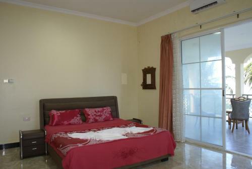 Bed & Breakfast Pwani Beach Hotel & Apartments