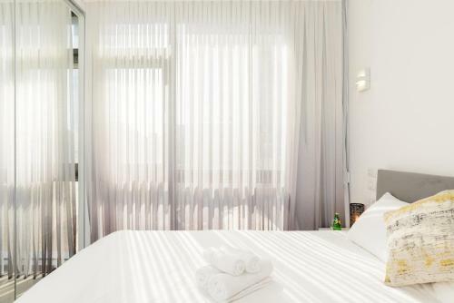 Beach Apartment Prime Location Terrace & Sea View