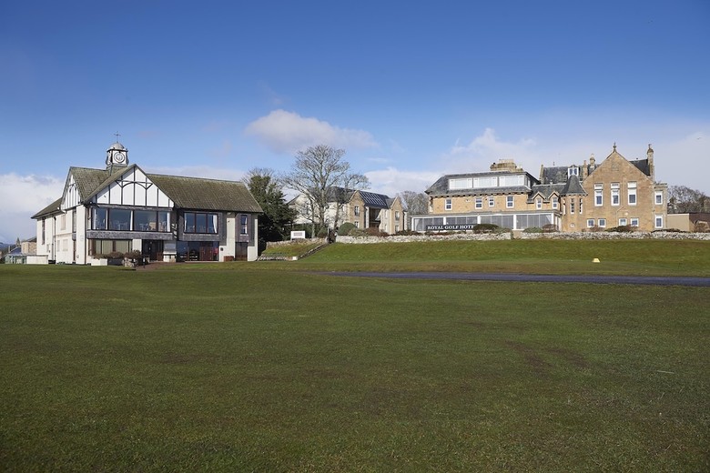 Royal Golf Hotel