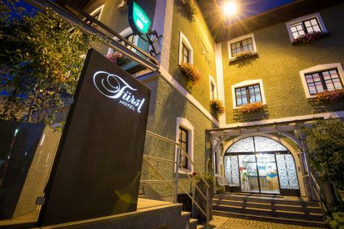 Hotel F�rst