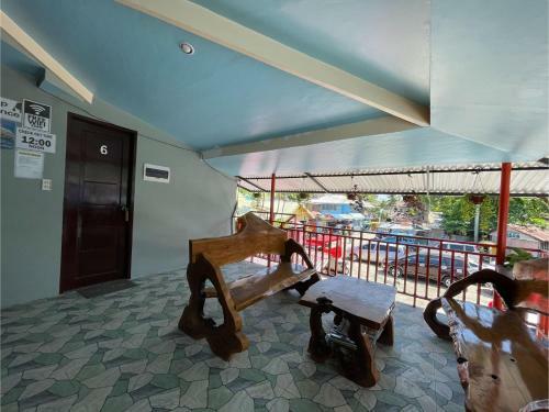 Hotel Oyo 795 Tapales Guest House