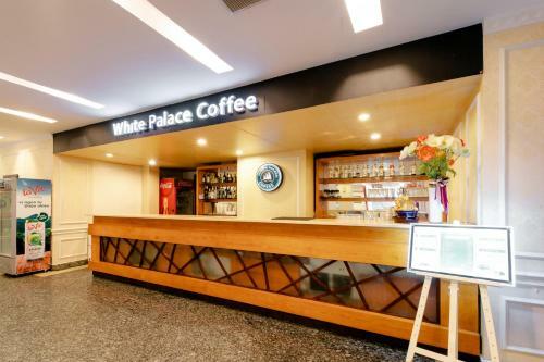 White Palace Thai Binh Hotel