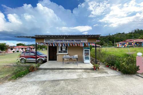 Hotel Oyo 90284 Kampung Stay Kilimu
