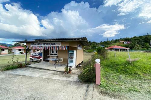 Hotel Oyo 90284 Kampung Stay Kilimu