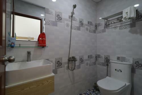 Hotel Reddoorz Phan Anh Street
