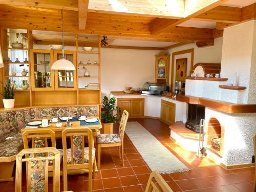 Bed & Breakfast Pension Thermenland