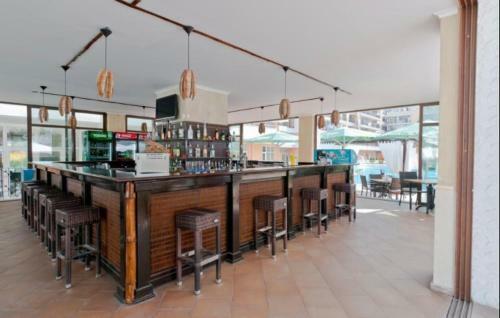 Kamelia Grand Apartments