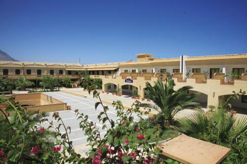 Dolcestate Hotel -club