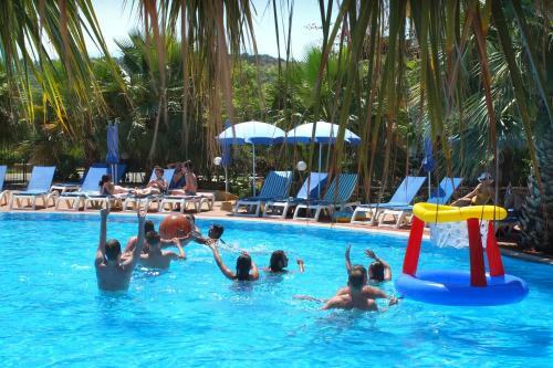 Dolcestate Hotel -club