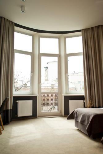 Poet Art Hotel
