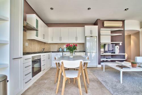 Eikehoff Apartment By Raw Africa Boutique Collection
