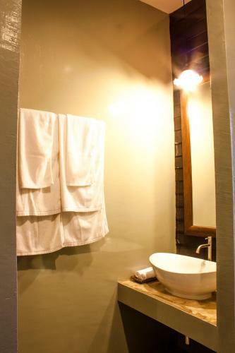 Hotel The Bank River House Ayutthaya