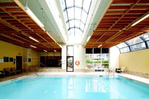 Landis Hotel & Suites