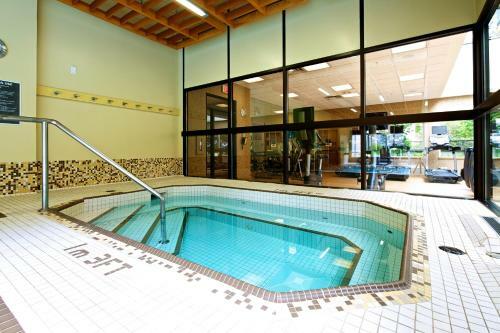 Landis Hotel & Suites