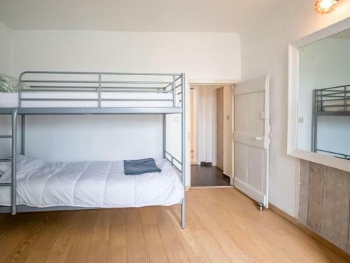 Attractive Holiday Home In Stavele Near River