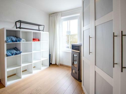 Attractive Holiday Home In Stavele Near River