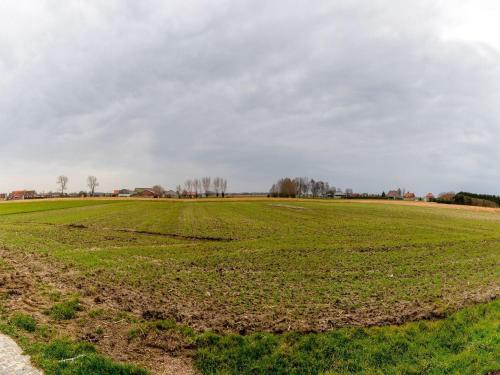 Attractive Holiday Home In Stavele Near River
