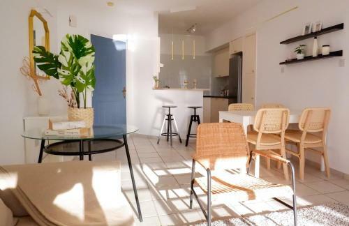 Kings Palace Sea View Apartment