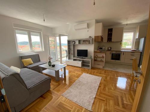 Apartamento Potpuno Opremljen Stan U Centru Trebinja