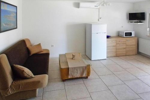 Apartment In Vir With Parking Space