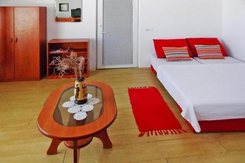 Apartment In Vir With Parking Space
