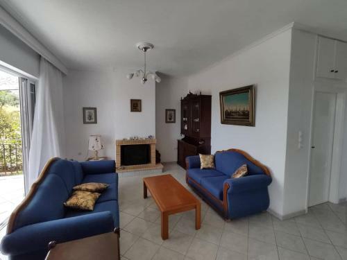 Relaxing Attica Apartment