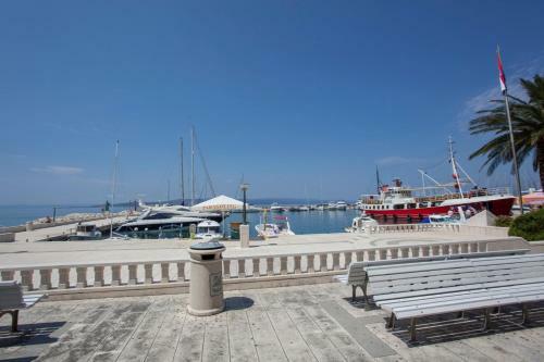 Hostal Sea Side Apartment Palma Ba?ka Voda