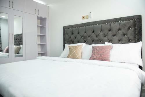 Cozy 3 Bedroom Apart - 24hrs Elect/wifi/security