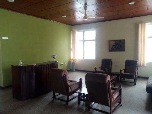 Hostal Kary's Guest House