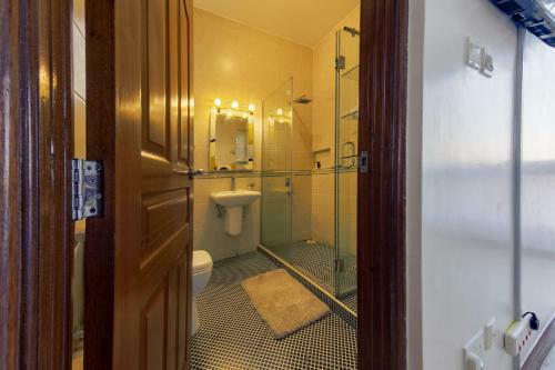 Nairobi Elegant 2-bedroom Apartment With Pool/gym
