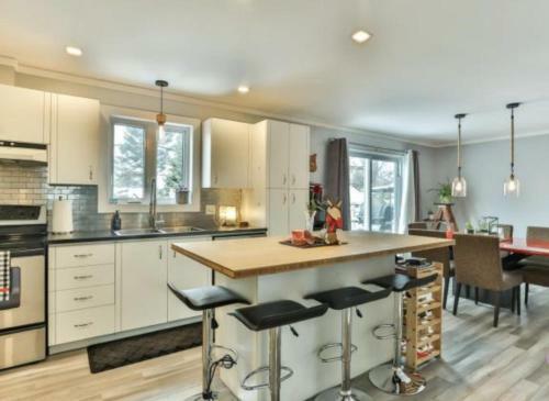 Stunning 2-bed House In Gatineau