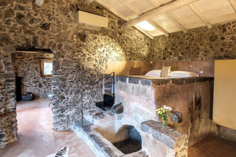 Agroturismo Monaci Delle Terre Nere