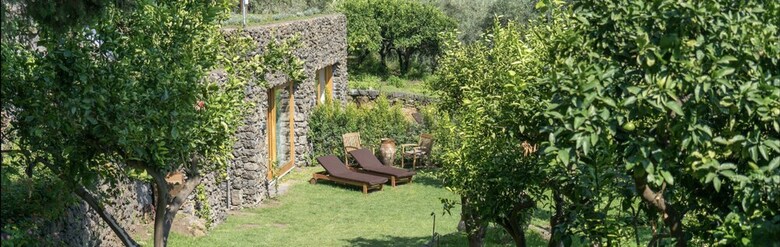 Agroturismo Monaci Delle Terre Nere