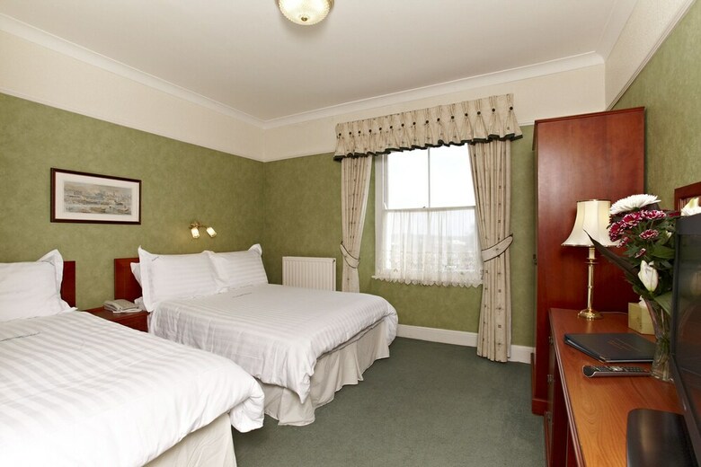 Invicta Hotel
