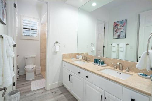 Villa Spring Rain 2 - Luxurious 5br Resort Style Home, Pool And Spa