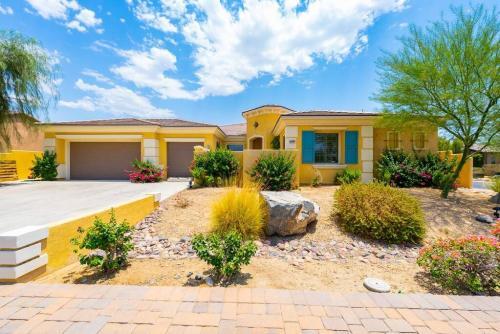 Villa Spring Rain 2 - Luxurious 5br Resort Style Home, Pool And Spa