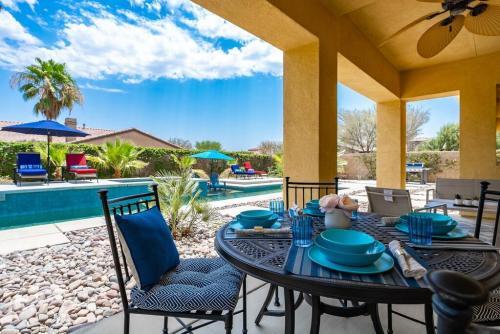 Villa Spring Rain 2 - Luxurious 5br Resort Style Home, Pool And Spa