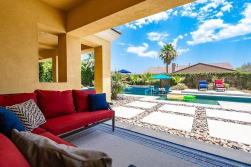Villa Spring Rain 2 - Luxurious 5br Resort Style Home, Pool And Spa