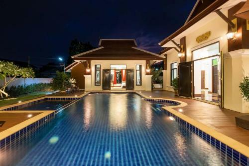 Lanna Kamin Pool Villa Airport