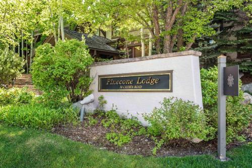 Apartamento 106 Pinecone Lodge