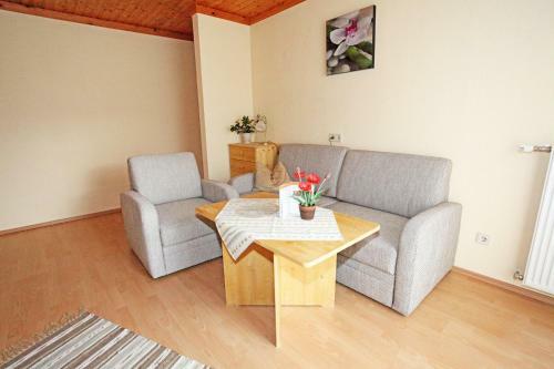 Hostal Alpenhof Strenge