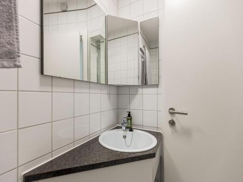 Beautiful Apartment In V�lkermarkt With Garden