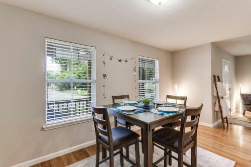 King St Bungalow