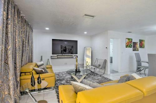 Modern Miramar Retreat With Grill 8 Mi To Beach