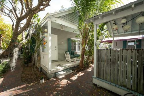 Conch Cottage