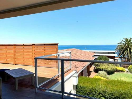 Karibu Beach Retreat, Panoramic Sea Views, 4 Bdrms